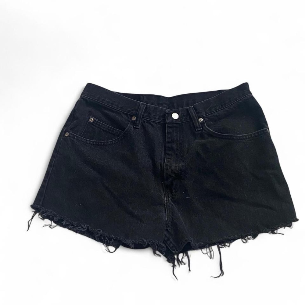 WRANGLER BLACK CUT OFF SHORTS